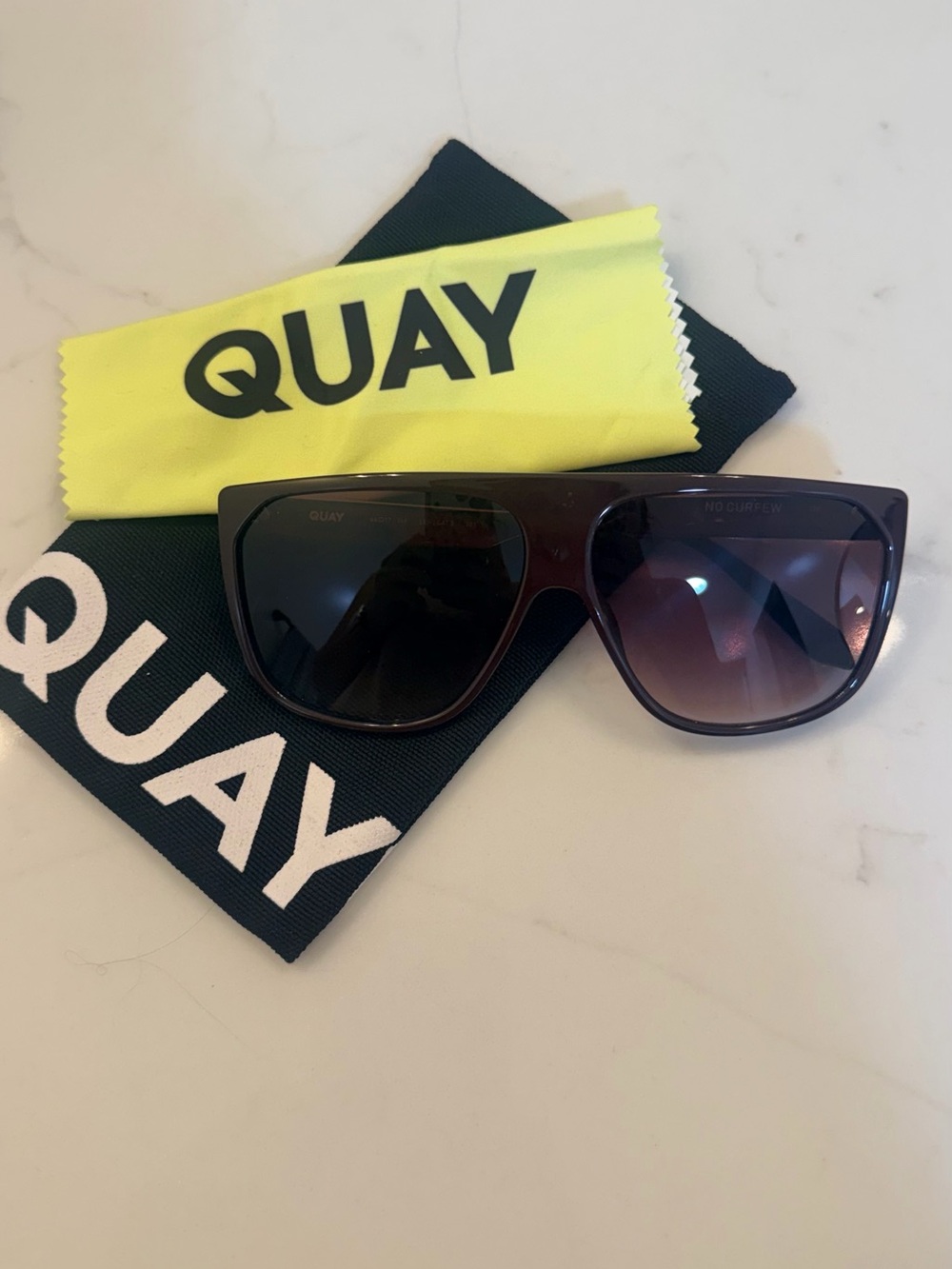 Quay No Curfew Sunglasses